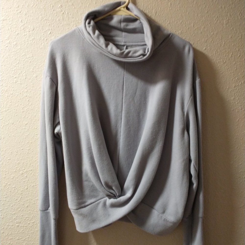 Comfy Purple Top Size M